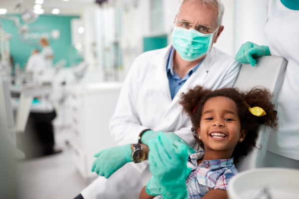 Benefits Of Choosing A Family Dentist In Pompano Beach Close To Home